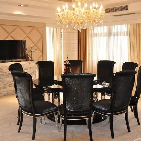 Weifang Ramada Plaza Hotel Exterior photo