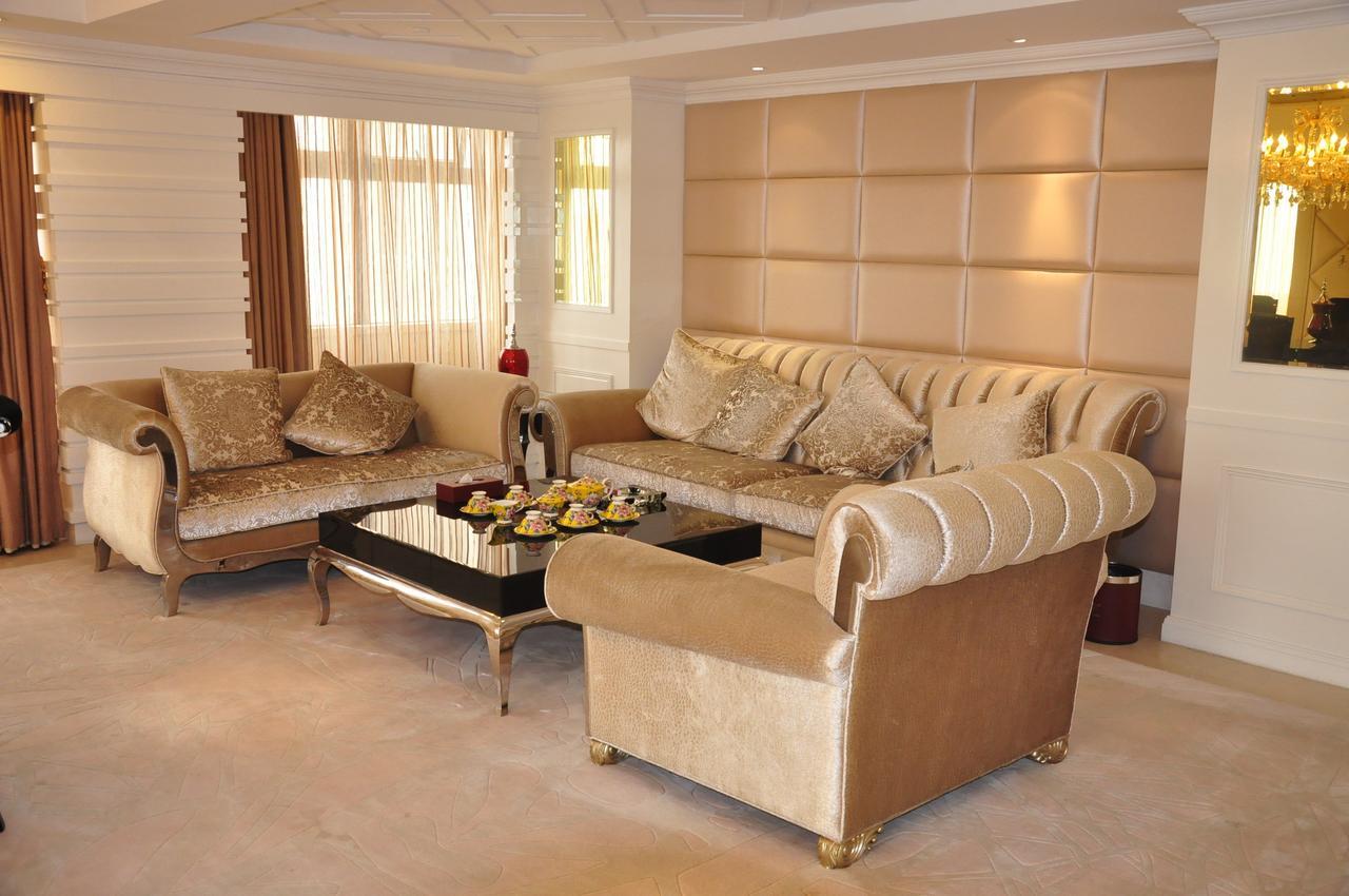 Weifang Ramada Plaza Hotel Exterior photo
